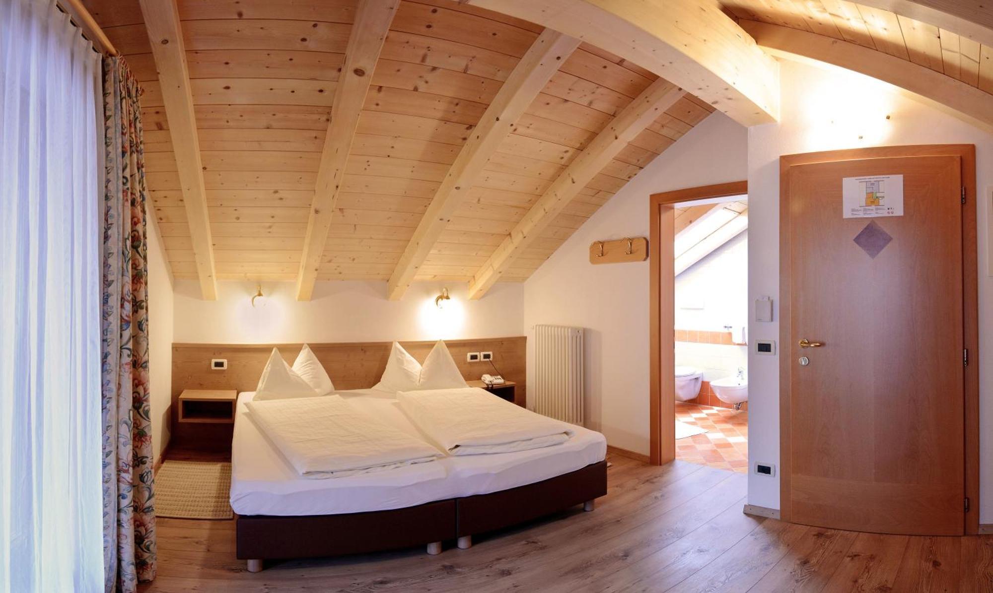 Residence Rautal B&B ***S San Vigilio Di Marebbe Cameră foto
